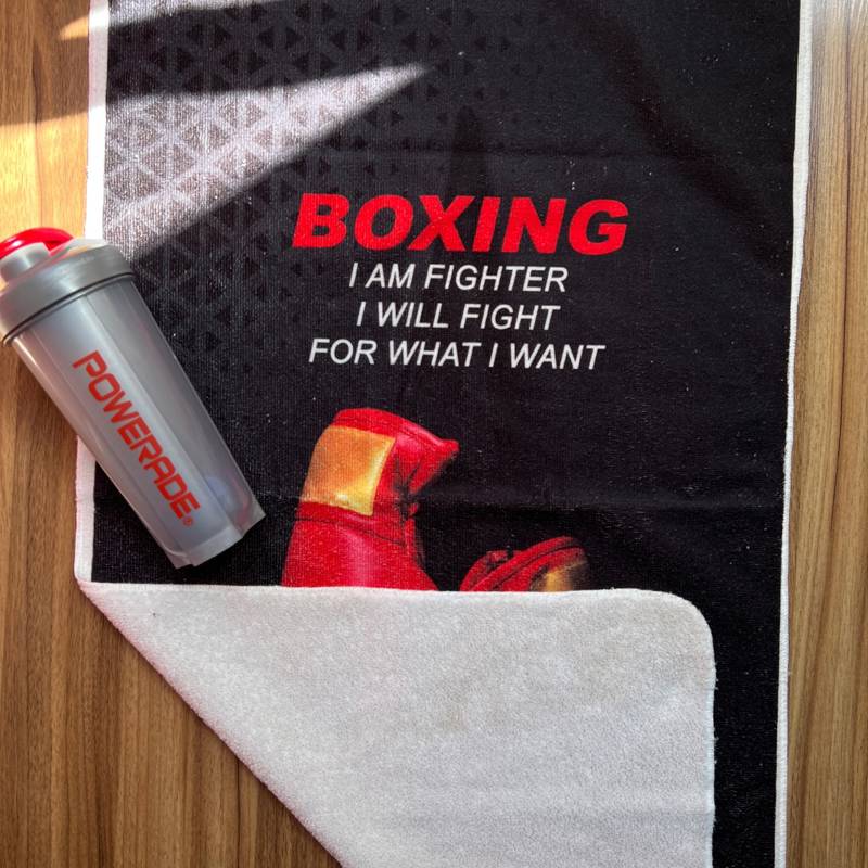 حوله ورزشی طرح boxing کد 102سایز 100در50 سانتی متر